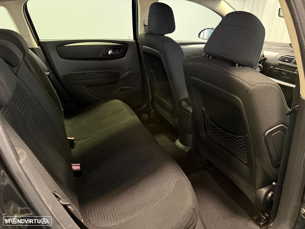 Citroën C4 1.6 HDi 110 VTR Pack CMP6 - 17