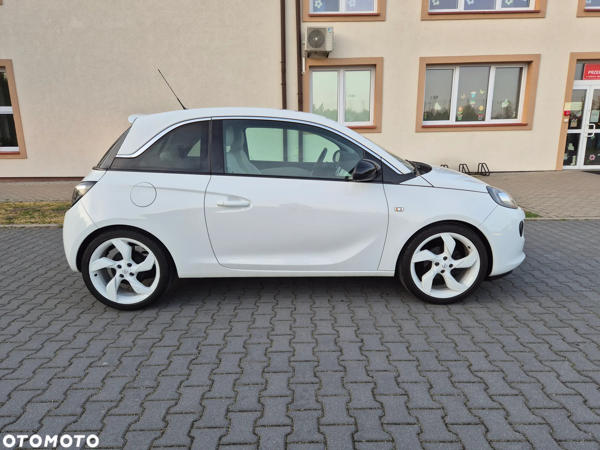 Opel Adam 1.4 Black Jack S&S - 10
