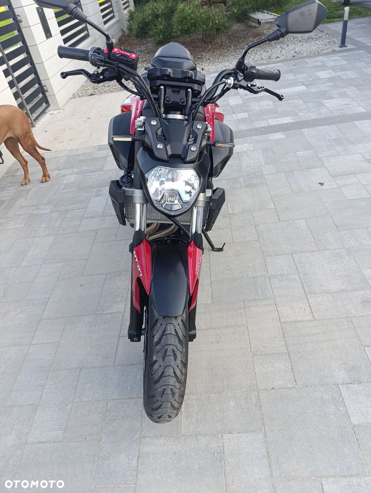 Yamaha MT - 11