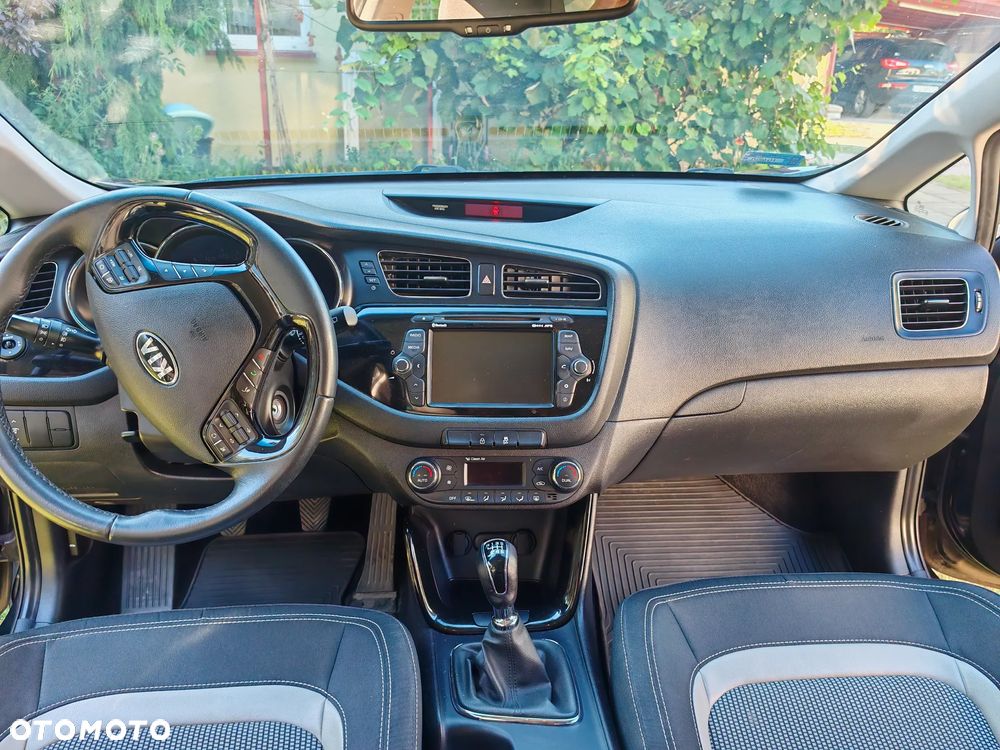 Kia Ceed 1.6 CRDi M - 19