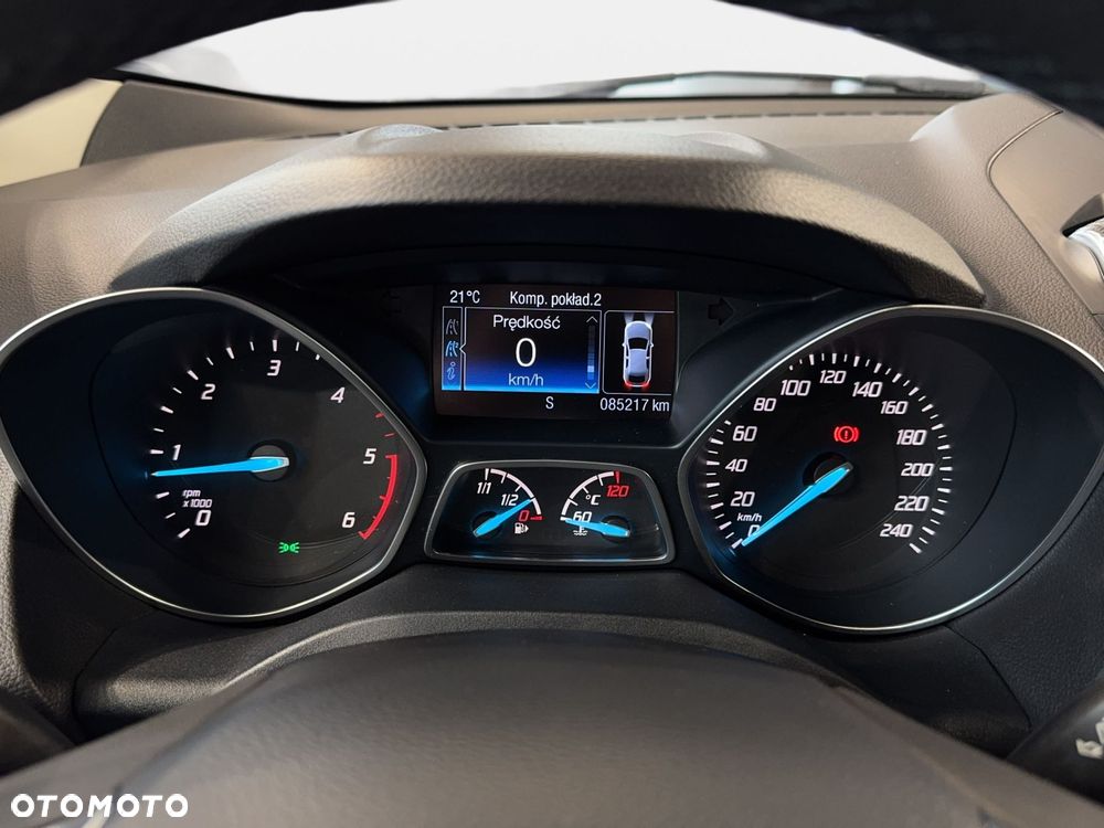 Ford Kuga - 21