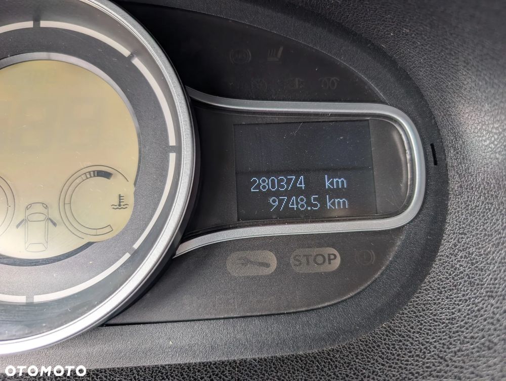 Renault Megane 1.5 dCi Expression - 9