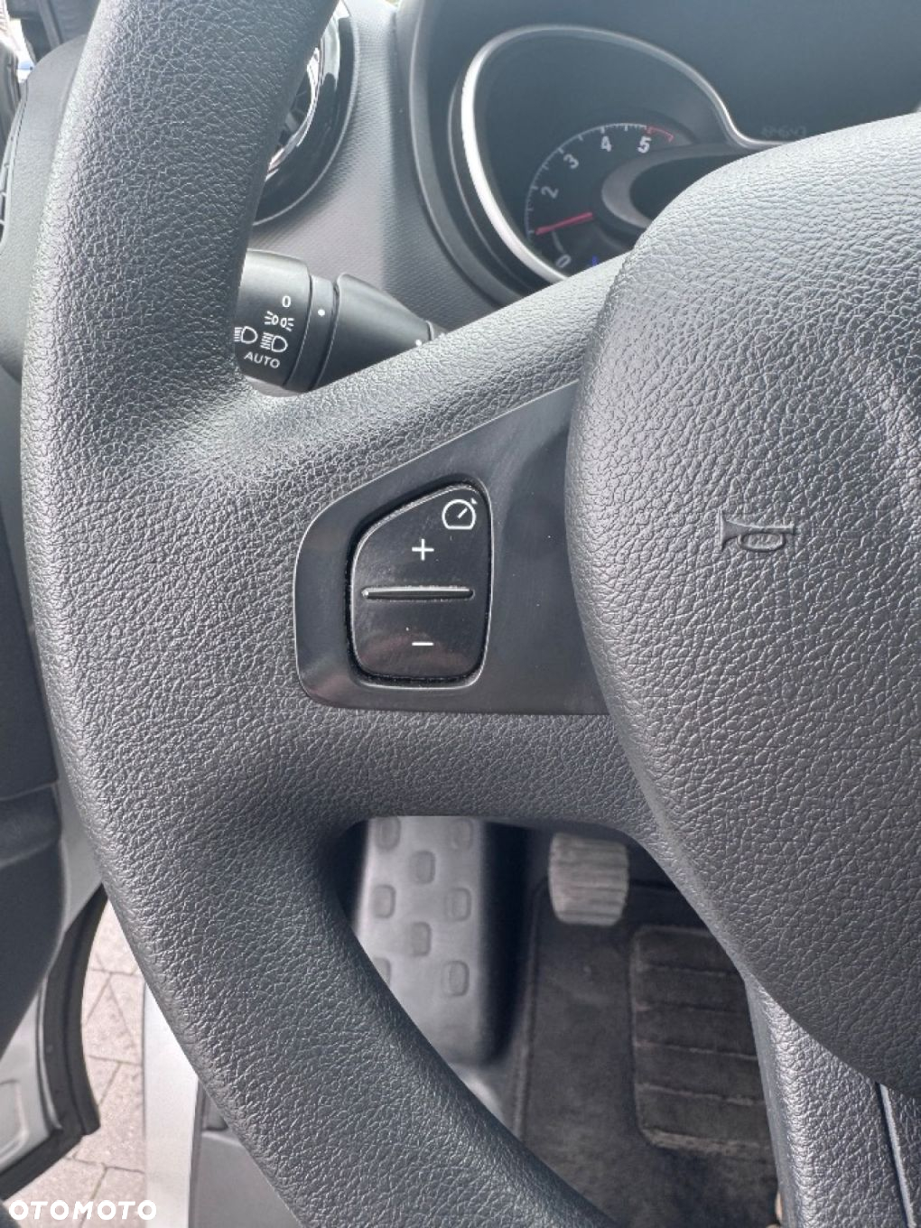 Opel Vivaro - 32