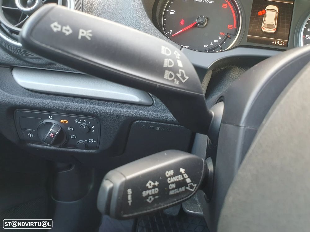 Audi A3 Sportback 1.6 TDI Attraction Ultra - 27