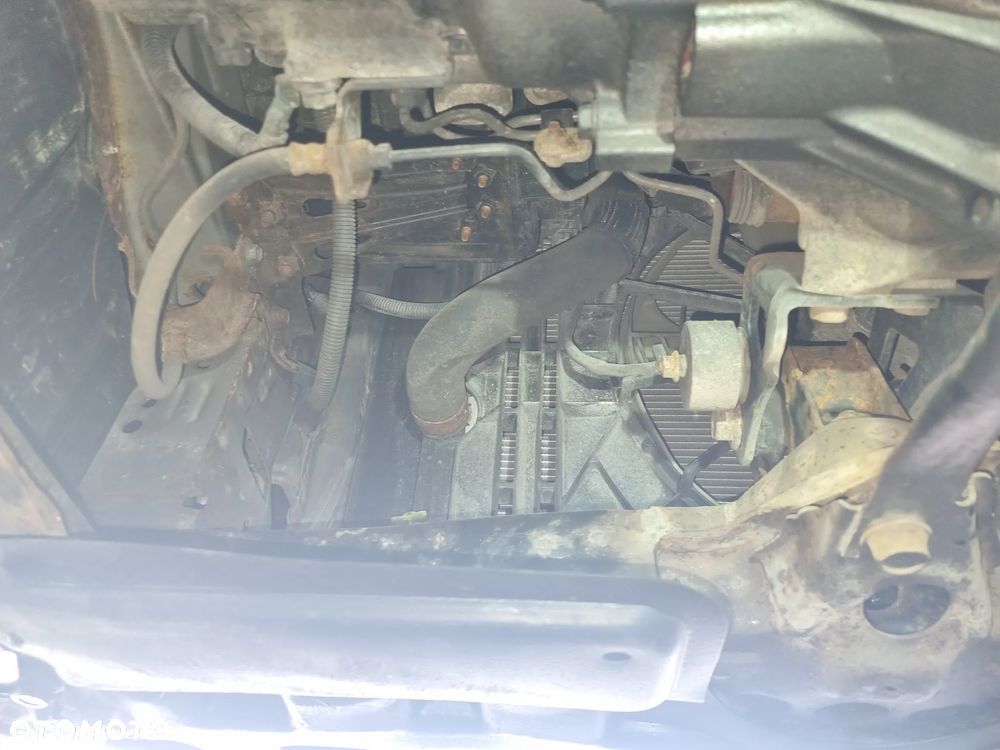 Toyota Corolla 1.6 VVT-i Terra Start - 34