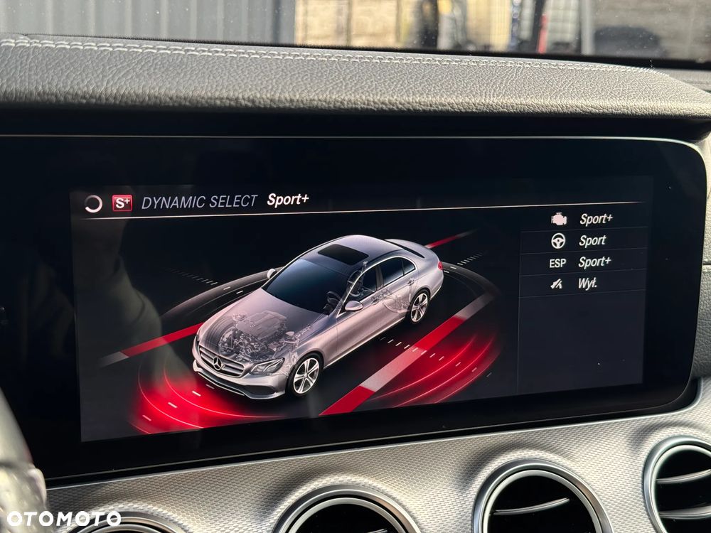 Mercedes-Benz Klasa E 350 9G-TRONIC - 24