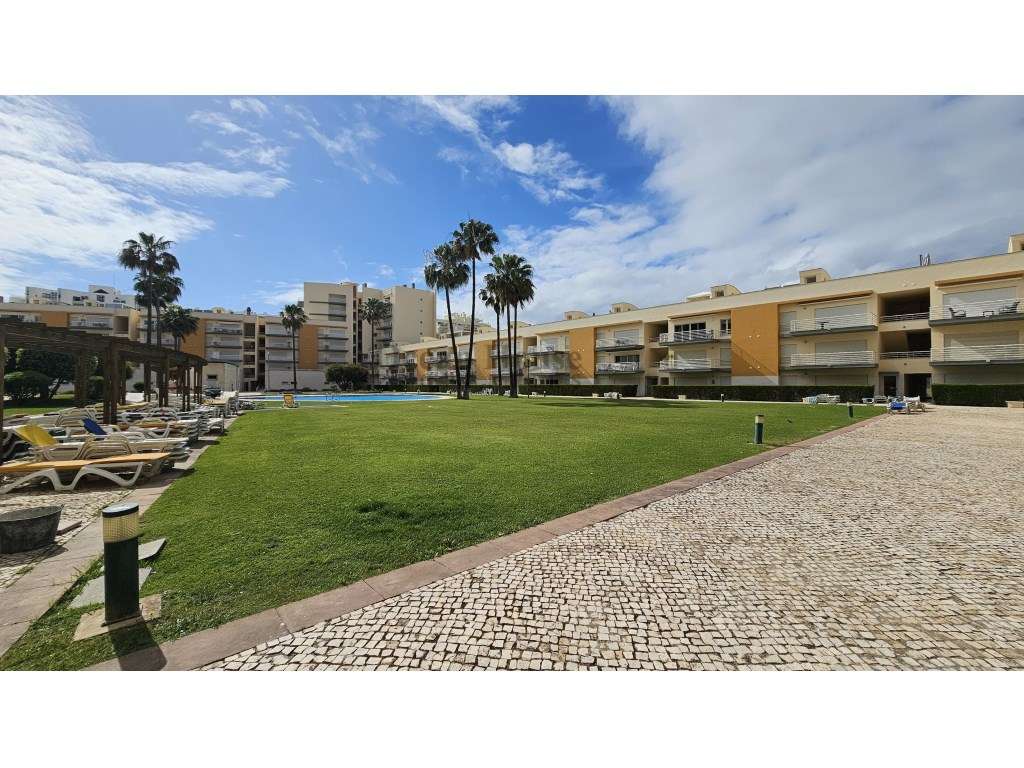 Apartamento T3 a 200 metros da Praia e da Marina de Vilamoura - Grande imagem: 2/14