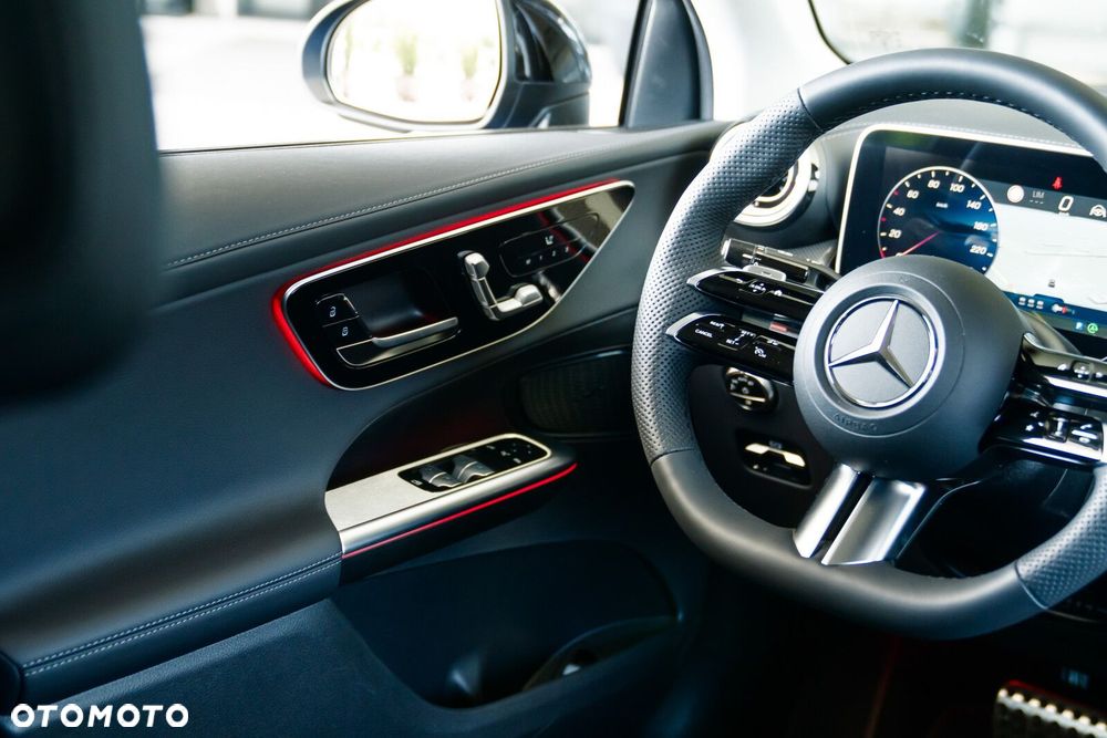 Mercedes-Benz GLC - 19