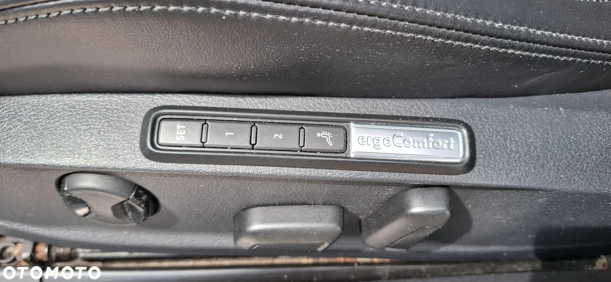 Volkswagen Passat 2.0 TDI Bi-Turbo BMT 4Mot Highline DSG - 16