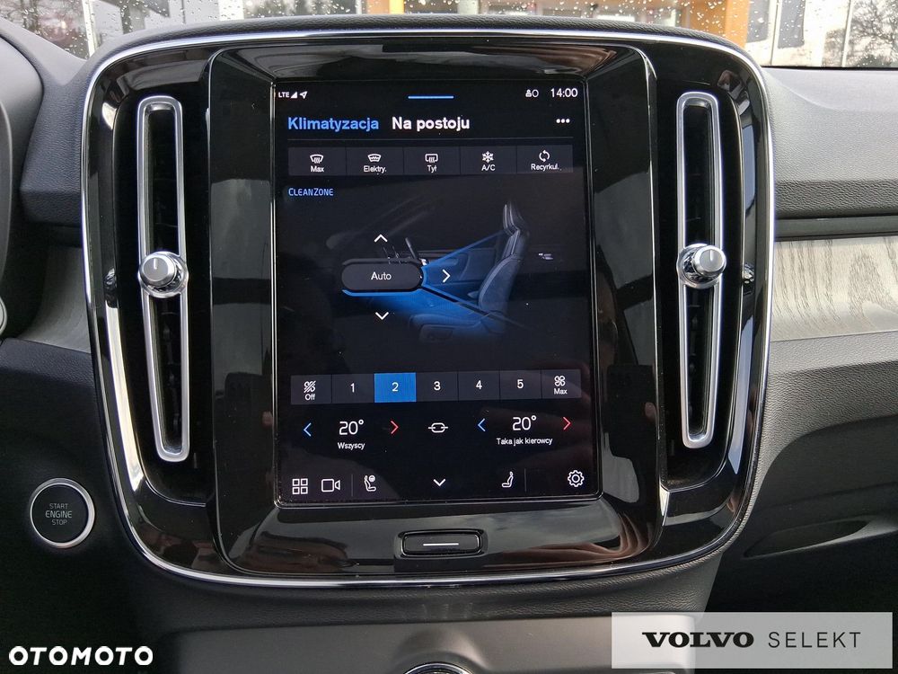 Volvo XC 40 - 25