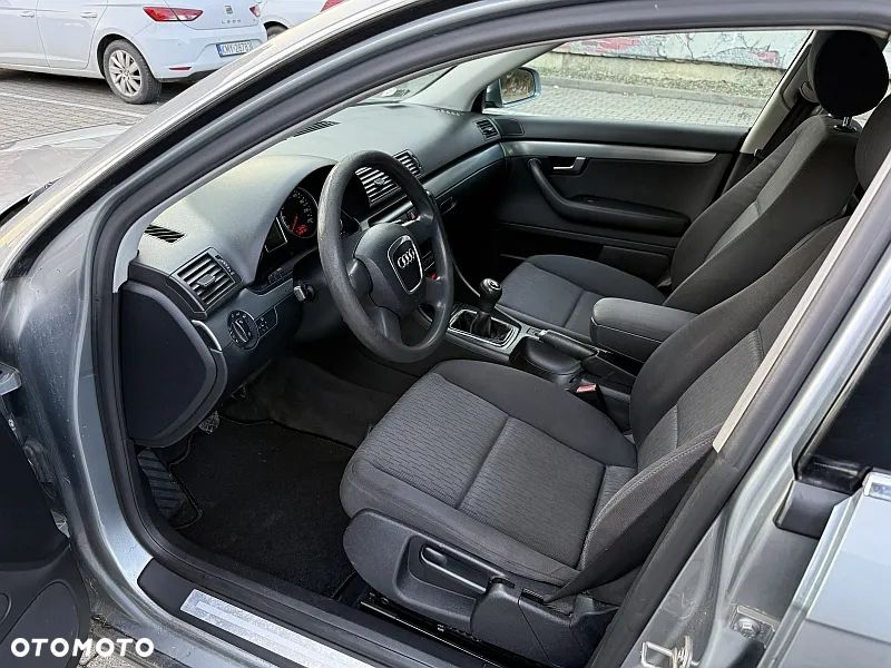 Audi A4 Avant 2.0 TDI - 10