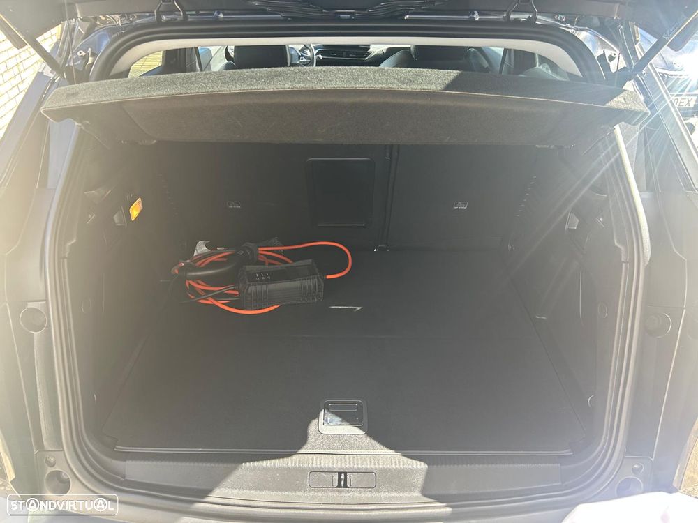 Peugeot 3008 1.6 Hybrid Allure e-EAT8 - 28