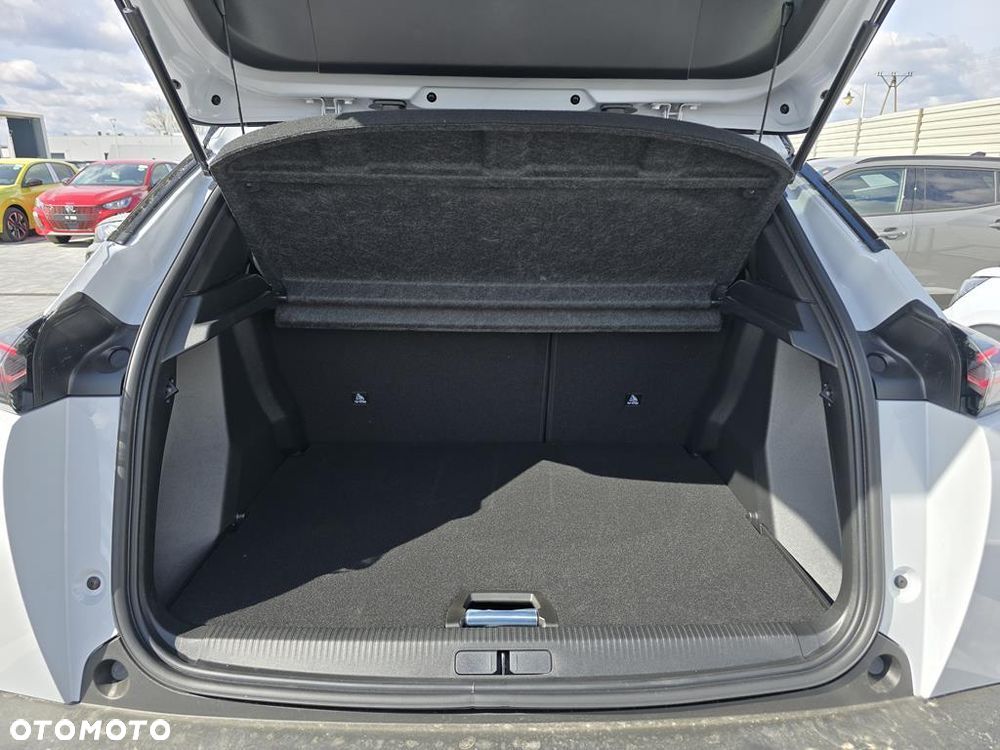 Peugeot 2008 PureTech mHEV GT E-DCS6 - 9