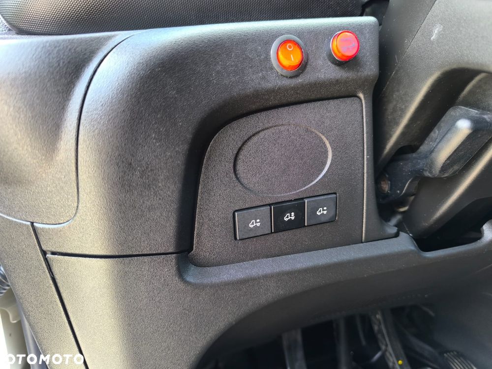 Iveco Daily 70C18 WINDA 1000kg, Sypialnia, 6.50m, 16Palet, 2xFirana + Zsuwany Dach! - 28