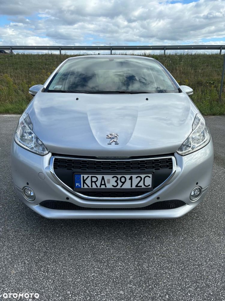 Peugeot 208 1.2 PureTech Allure - 2