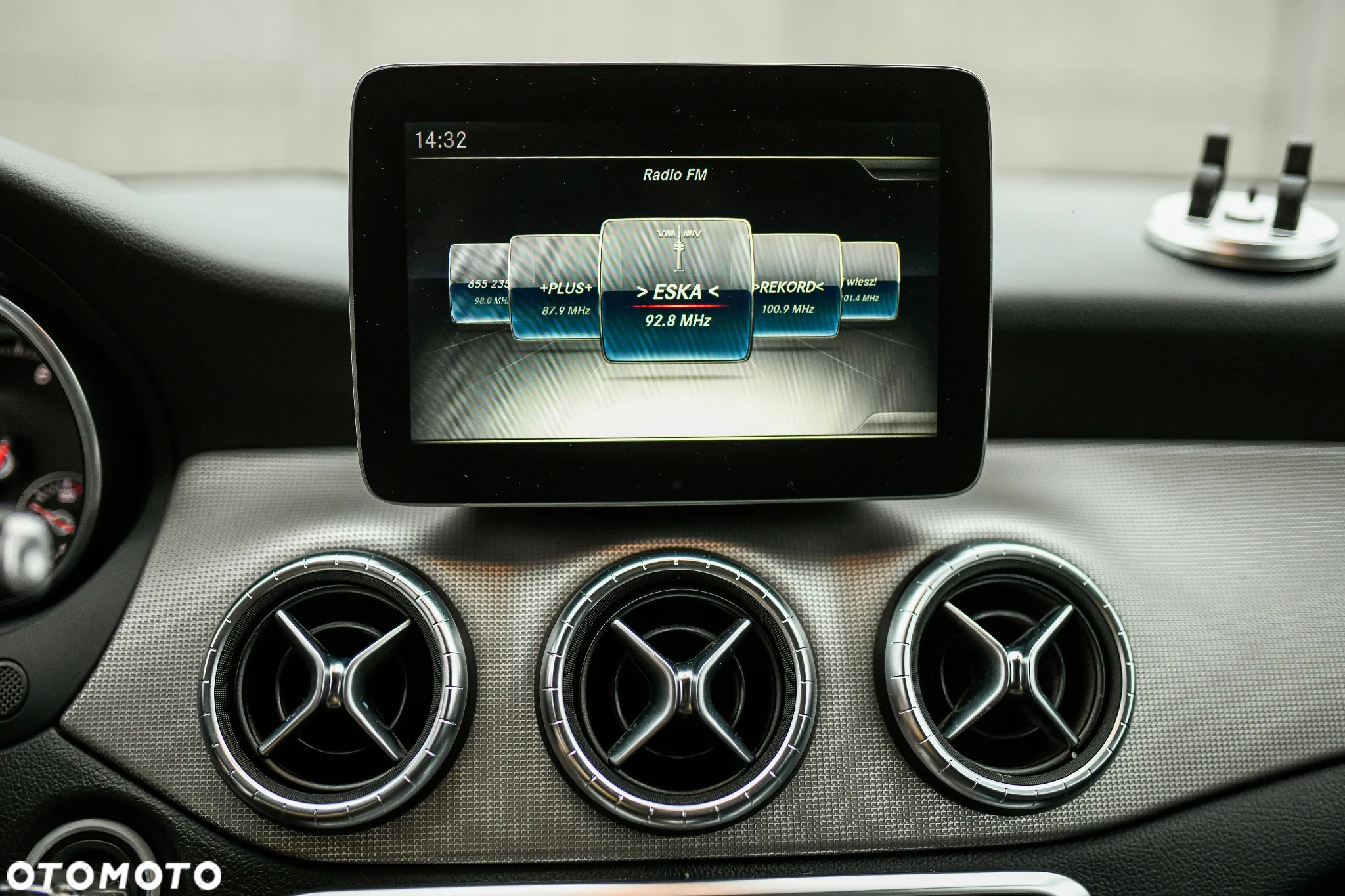 Mercedes-Benz CLA Shooting Brake 180 7G-DCT - 23