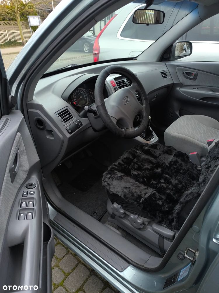 Hyundai Tucson 2.0 Active / Style - 11