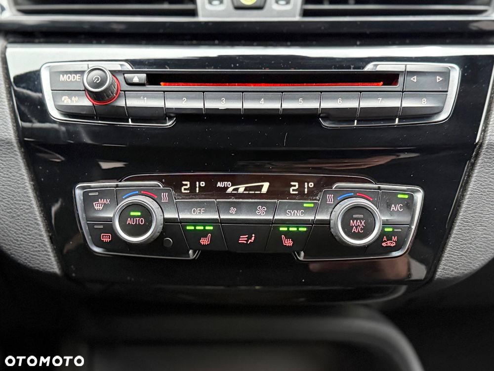 BMW X1 xDrive20d - 36