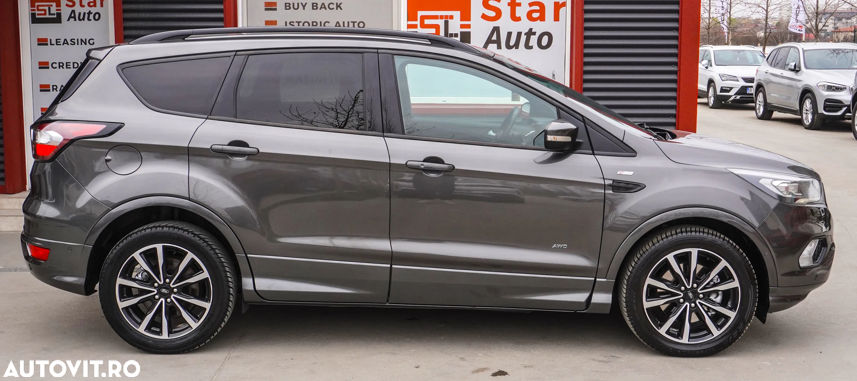 Ford Kuga 2.0 TDCi 4WD Powershift ST-Line - 11