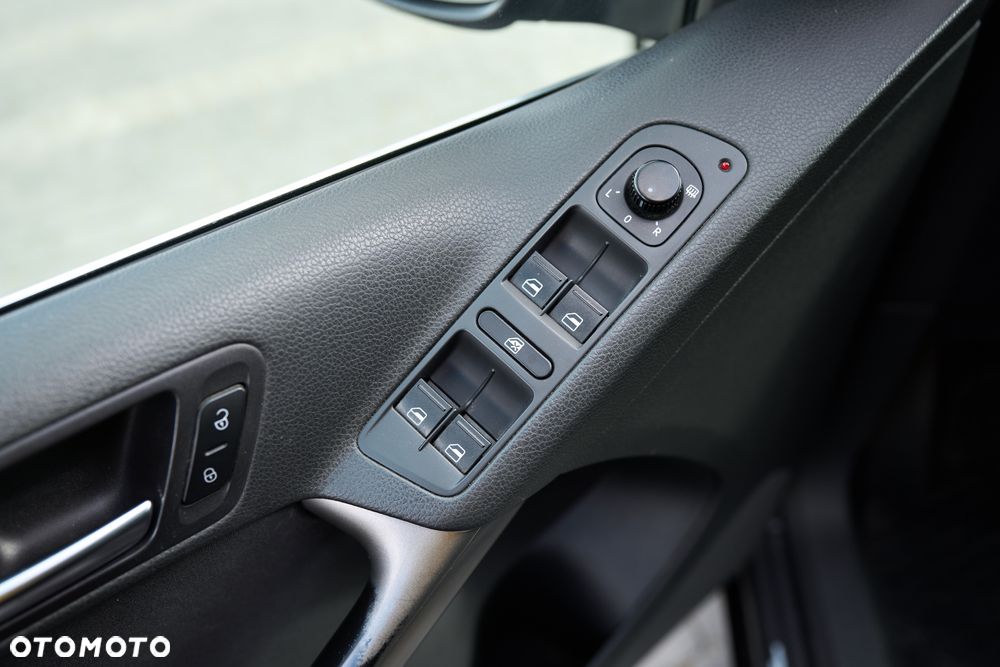 Volkswagen Tiguan - 14