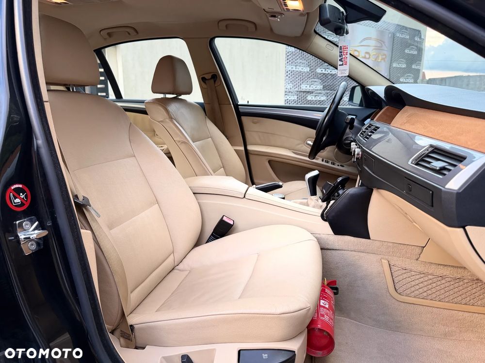 BMW Seria 5 520d - 11