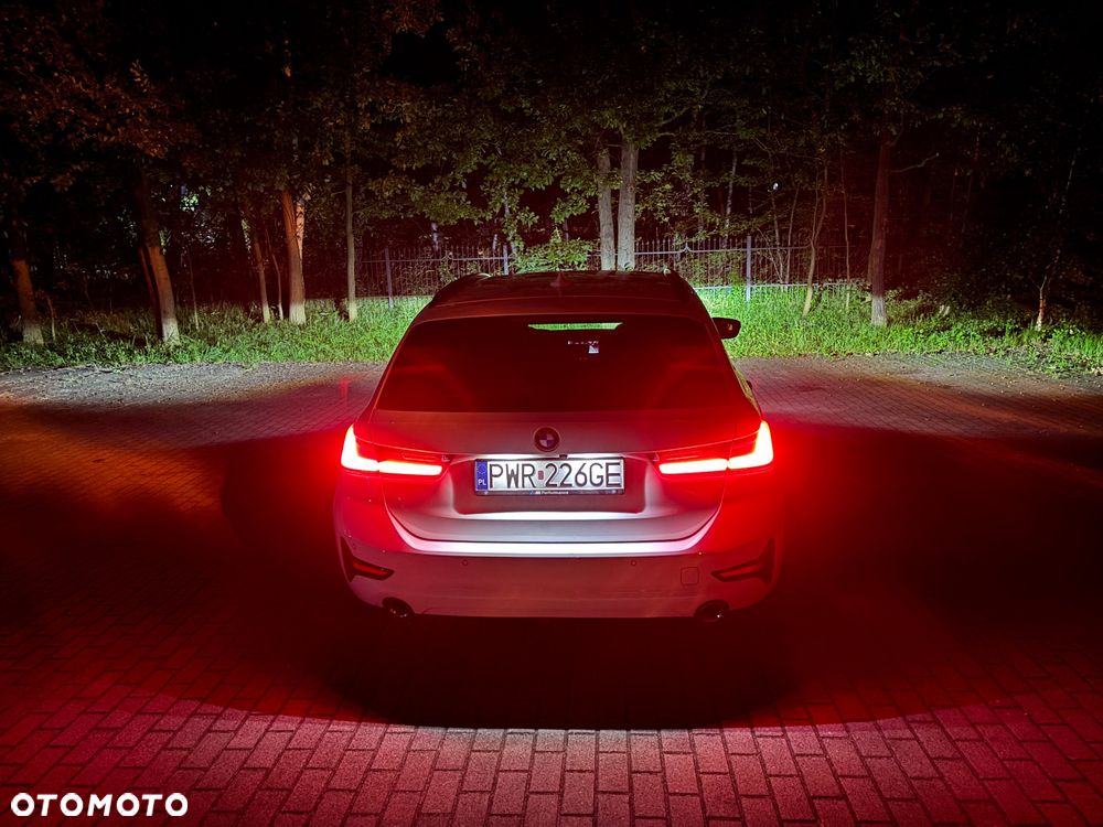 BMW Seria 3 320d Advantage sport - 20