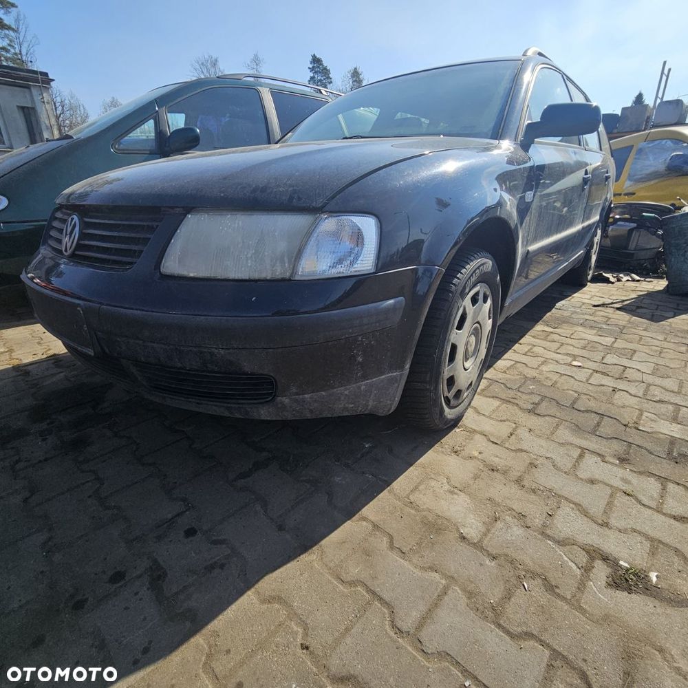 VOLKSWAGEN PASSAT kombi 1999r 1,9 D 66 kW / 90 KM (kod lak: LC9Z) pojazd na części: maska, zderzak, drzwi, szyby, lusterka, chłodnica ... - 18