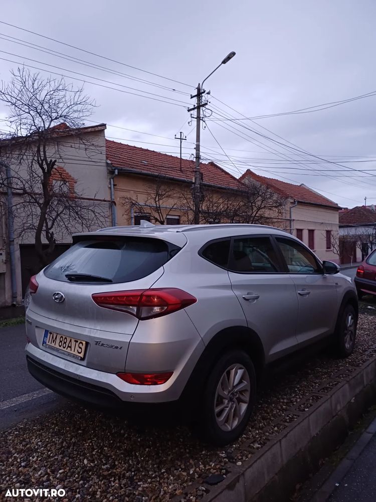 Hyundai Tucson 1.6 GDI 2WD Select - 15
