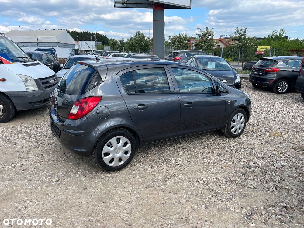 Opel Corsa 1.4 16V Satellite - 28