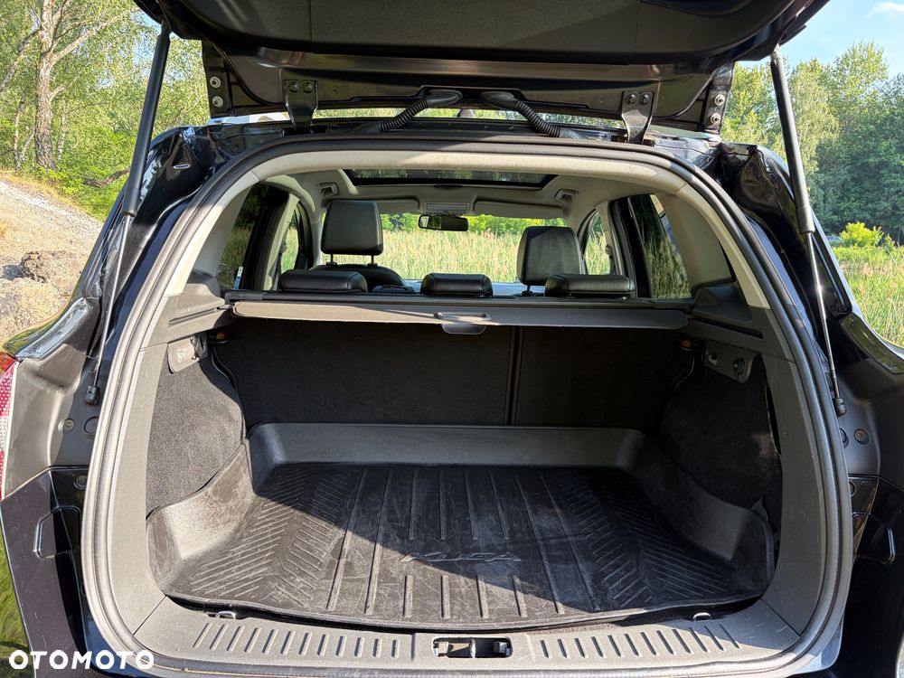 Ford Kuga 2.0 TDCi Titanium FWD - 12