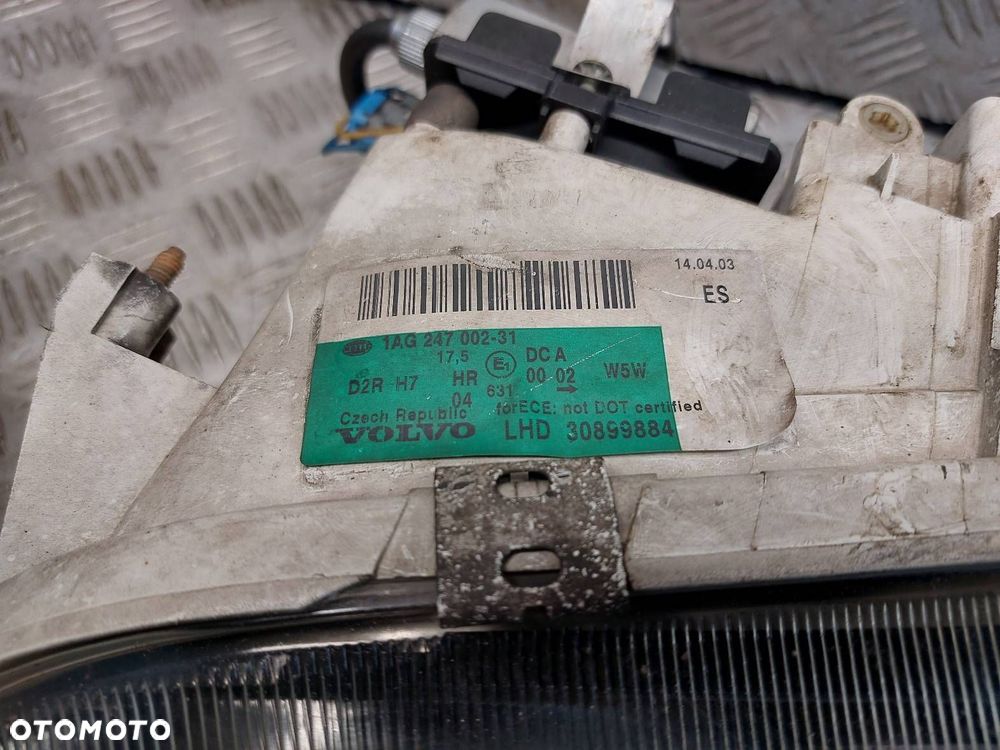 LAMPA LEWY PRAWY XENON V40 I LIFT30899885 30899884 - 4