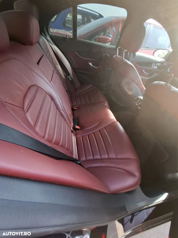Dezmembrez Mercedes Benz c250 CDI w204 - 7