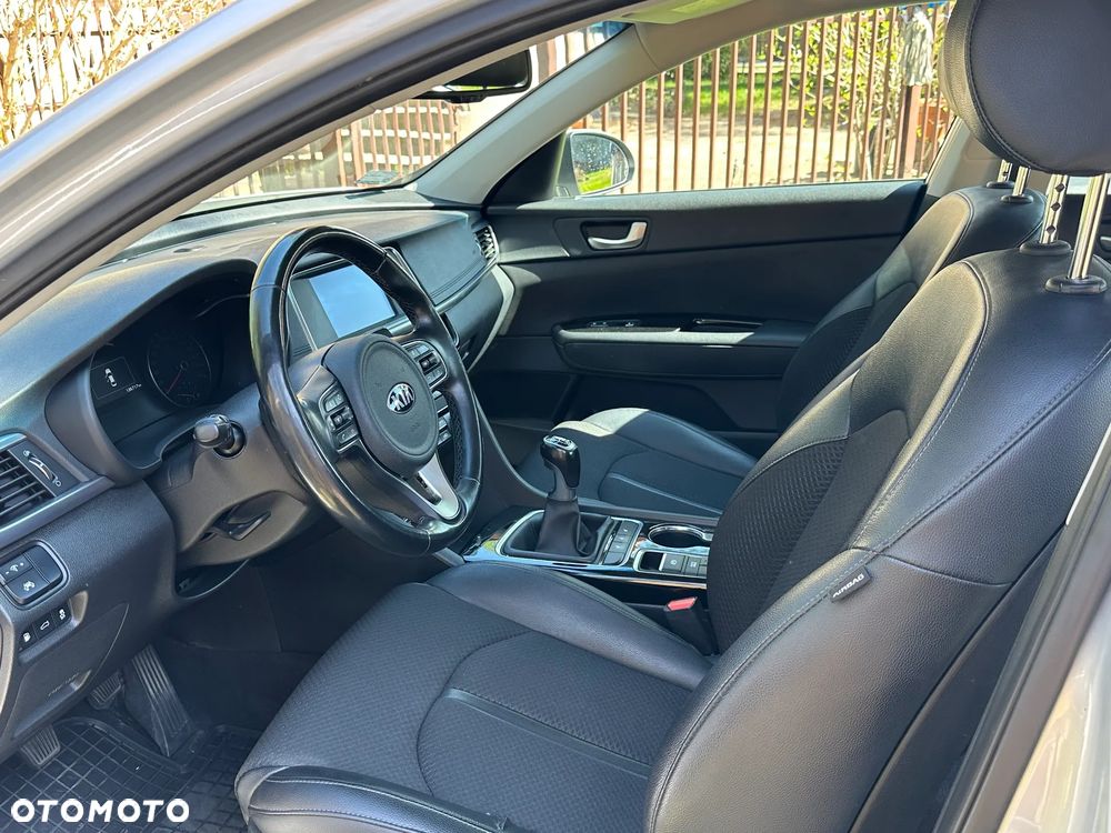 Kia Optima 1.7 CRDI L - 23