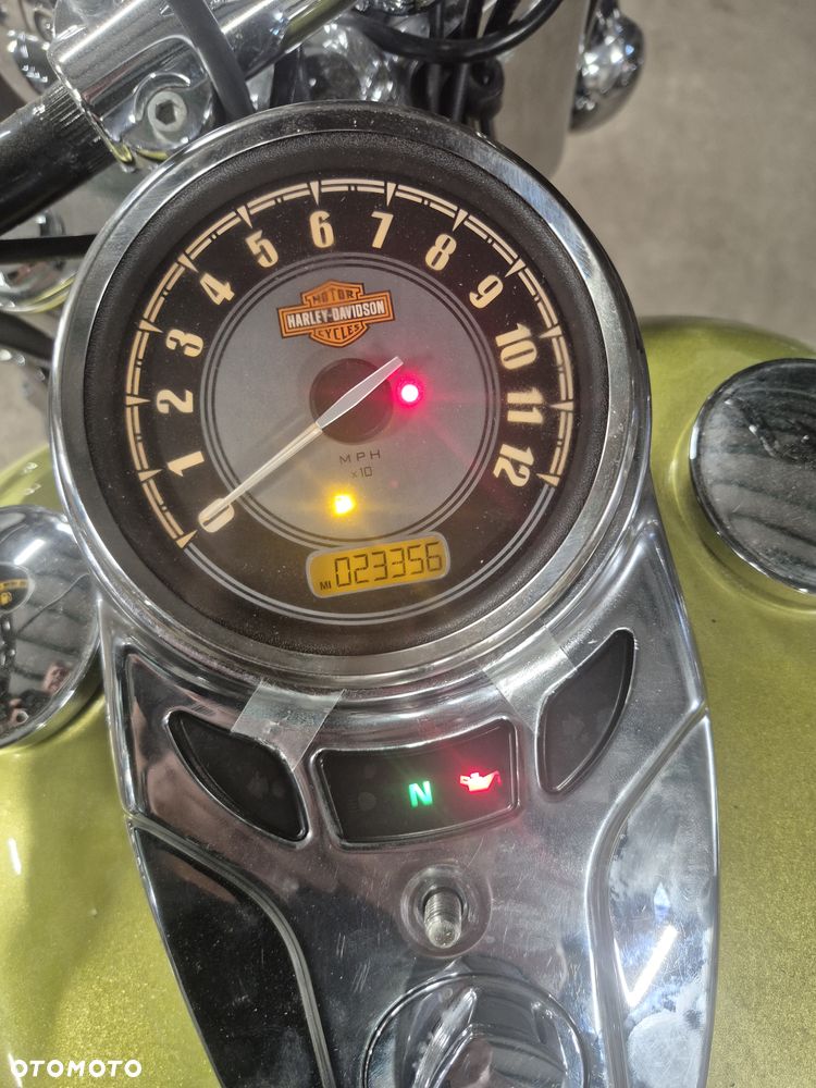Harley-Davidson Softail Heritage Classic - 12