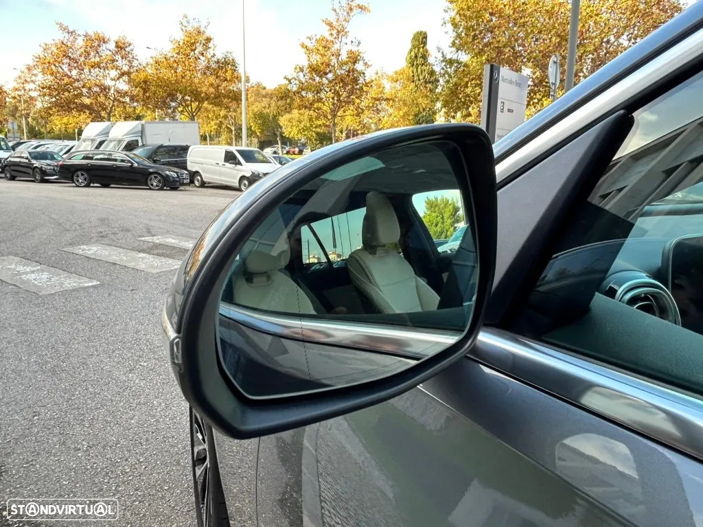 Mercedes-Benz C 300 e Avantgarde - 11