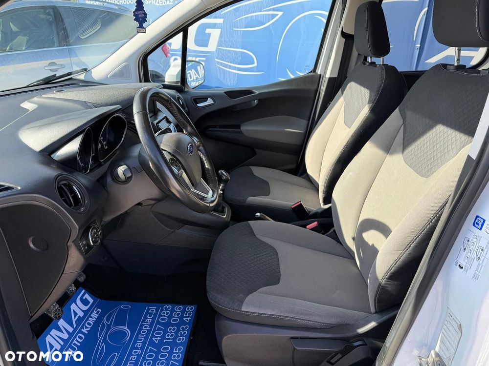 Ford Tourneo Courier 1.0 EcoBoost Trend - 15