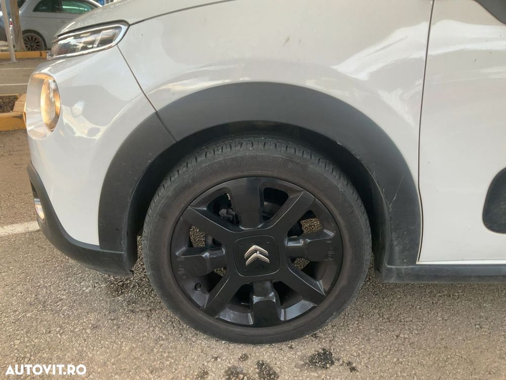 Citroën C3 1.2 PureTech BVM Shine - 5