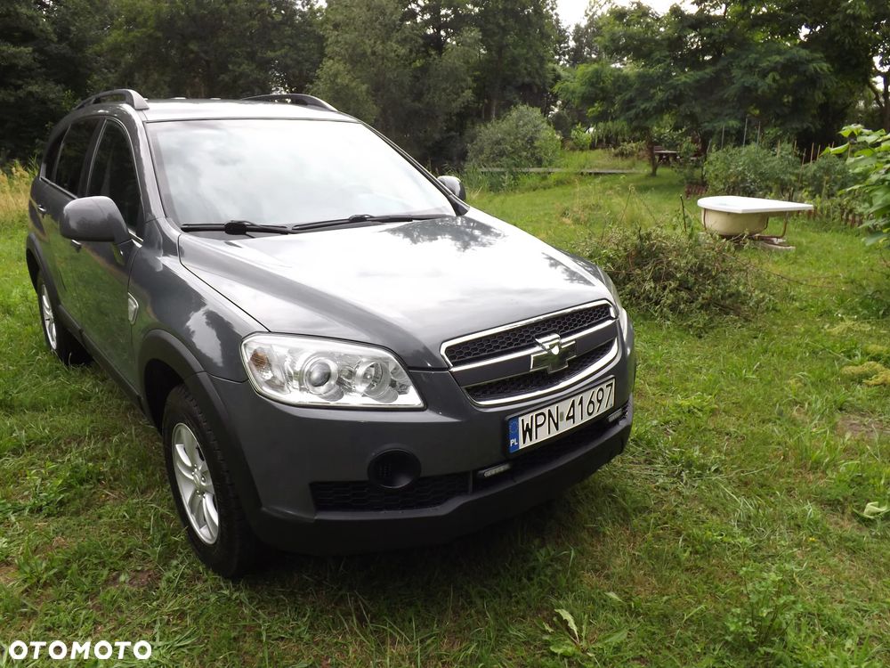 Chevrolet Captiva 2.4 LS - 2