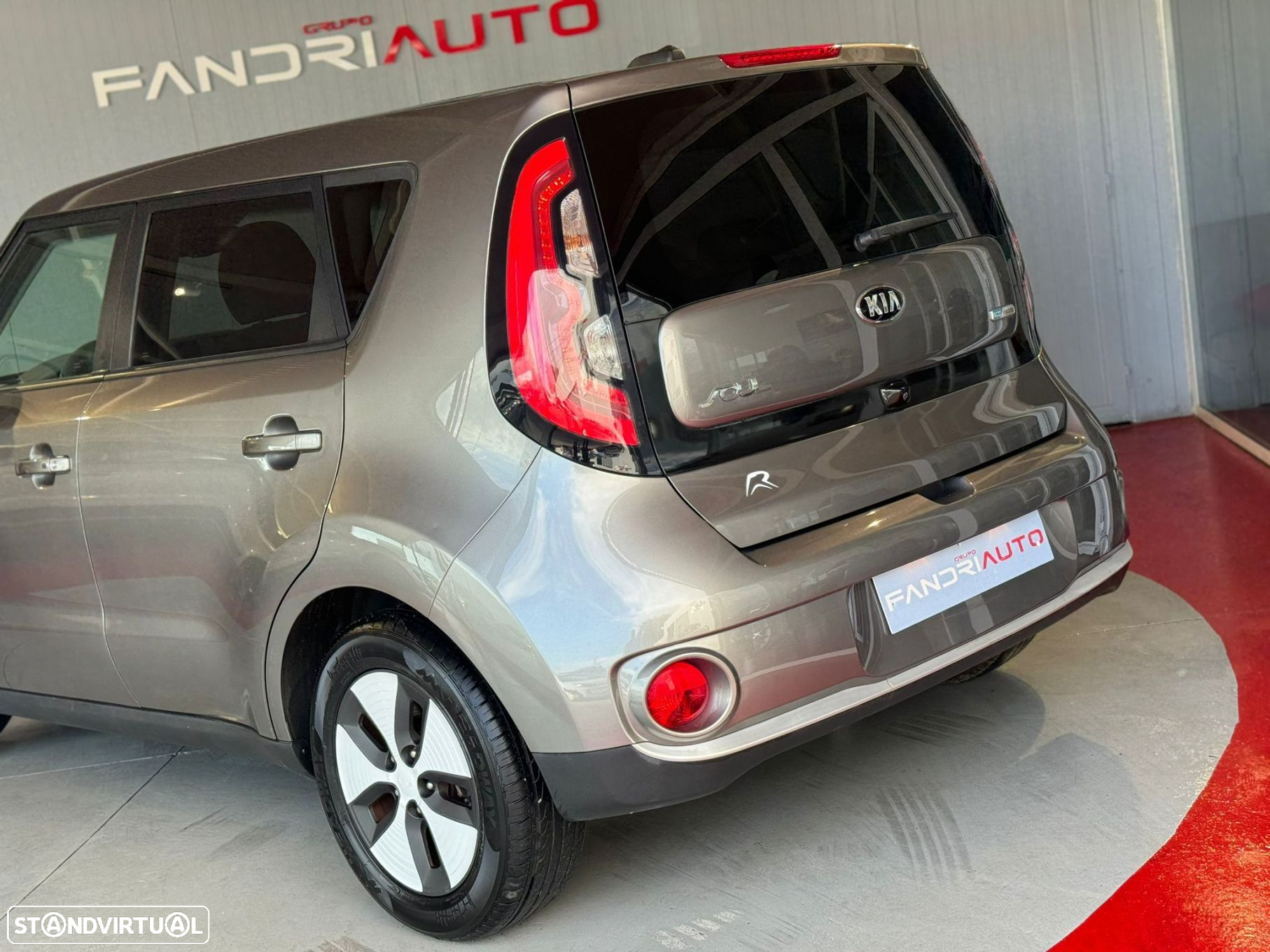 Kia e-Soul - 12