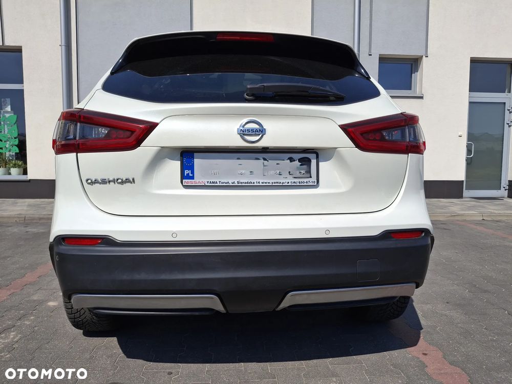 Nissan Qashqai 1.6 DIG-T N-Connecta - 6