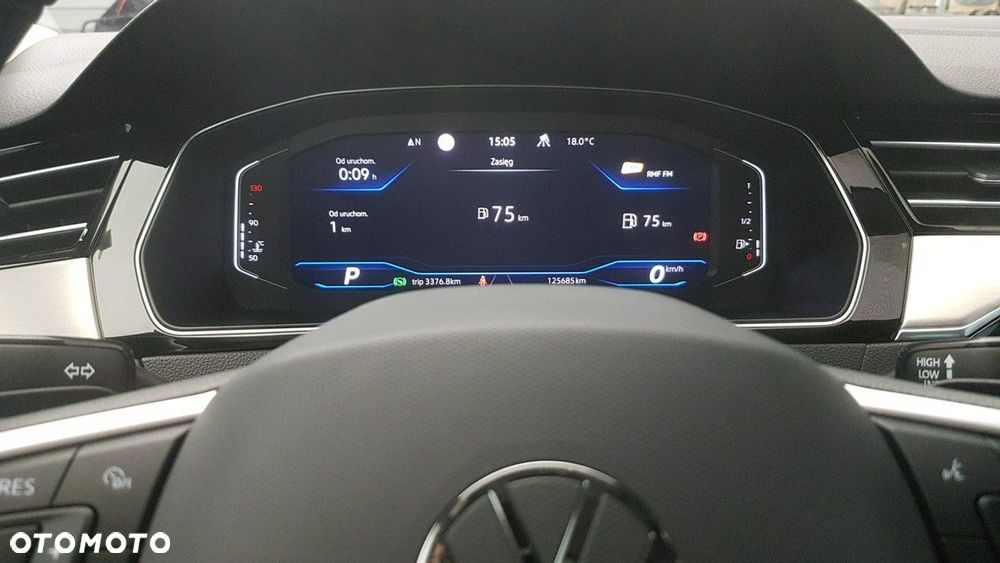 Volkswagen Passat - 21