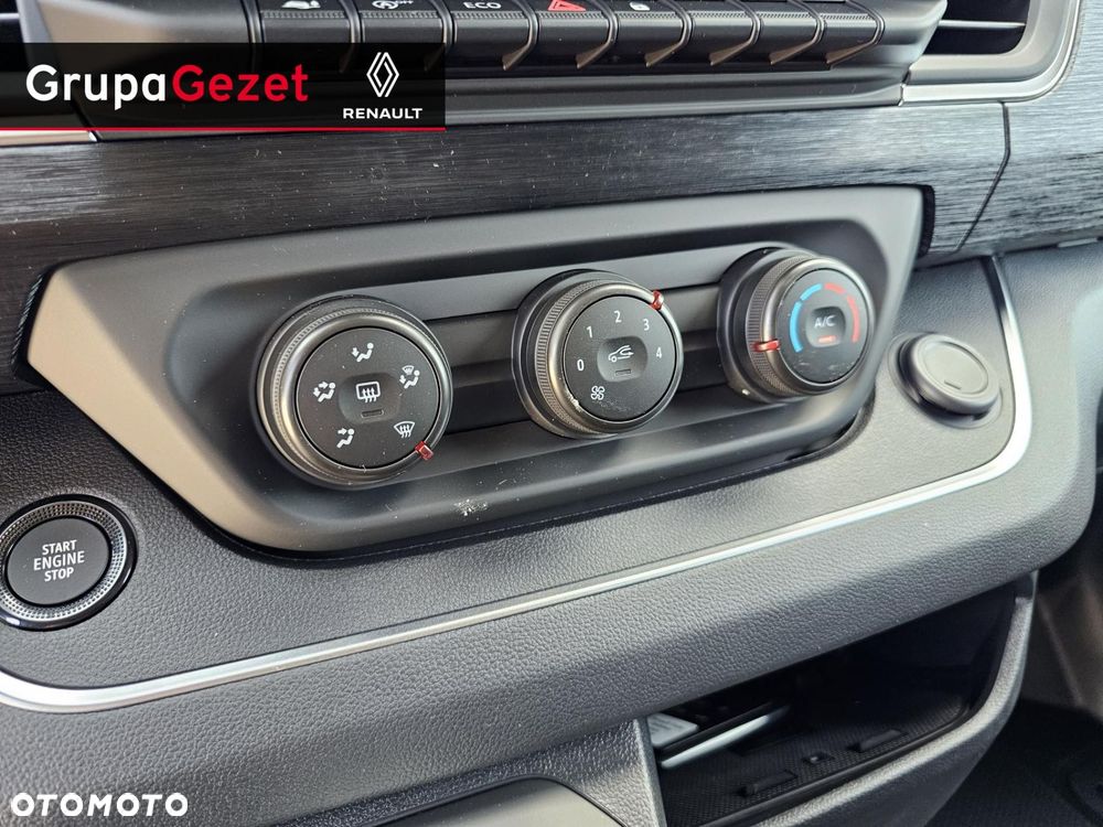 Renault Trafic - 11