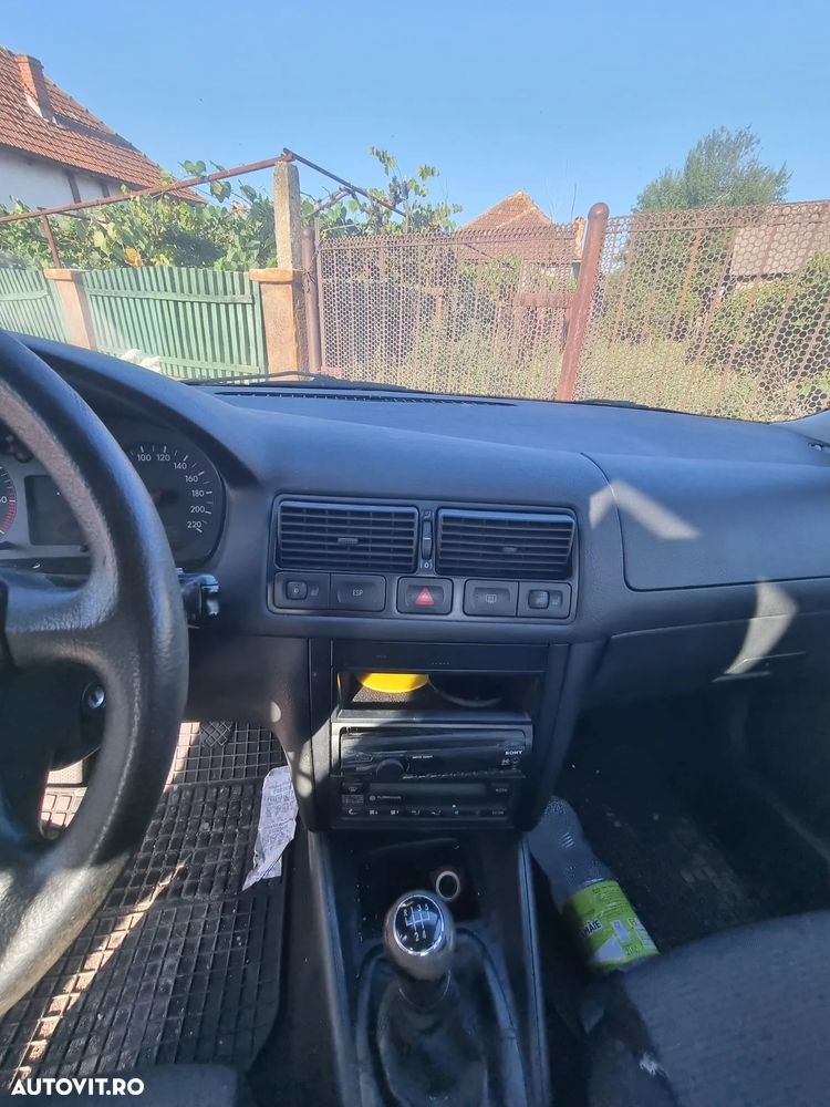 Volkswagen Golf 1.4 Comfortline - 9