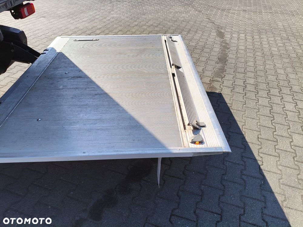 Iveco Daily KONTENER WINDA 35C16 - 17