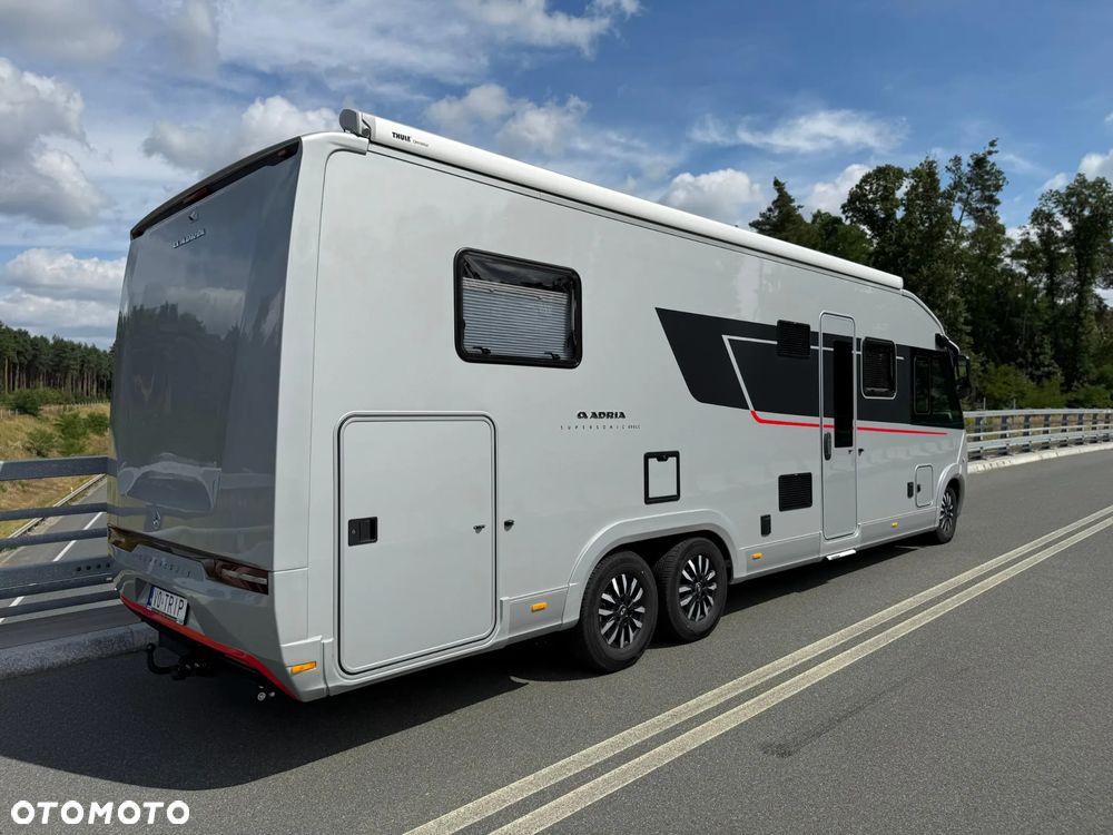 Adria Supersonic 890 LC - 8