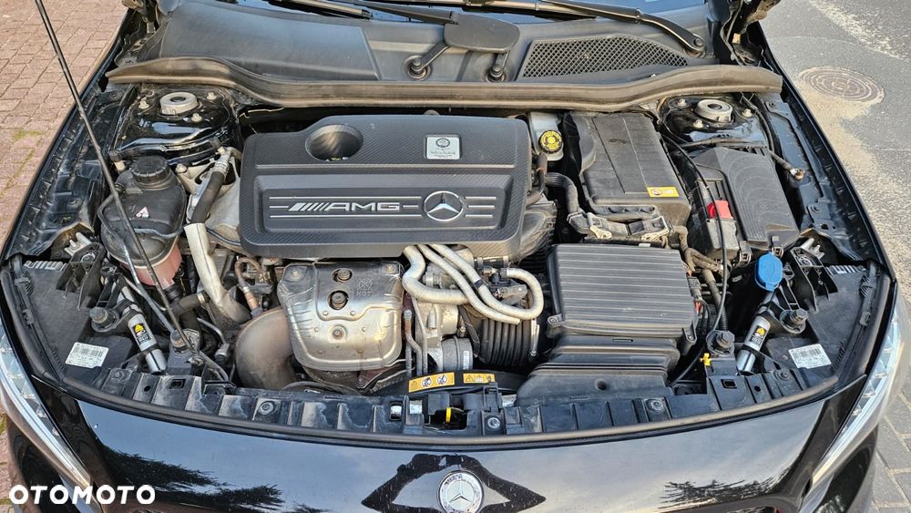 Mercedes-Benz GLA 45 AMG 4Matic 7G-DCT Edition 1 - 14