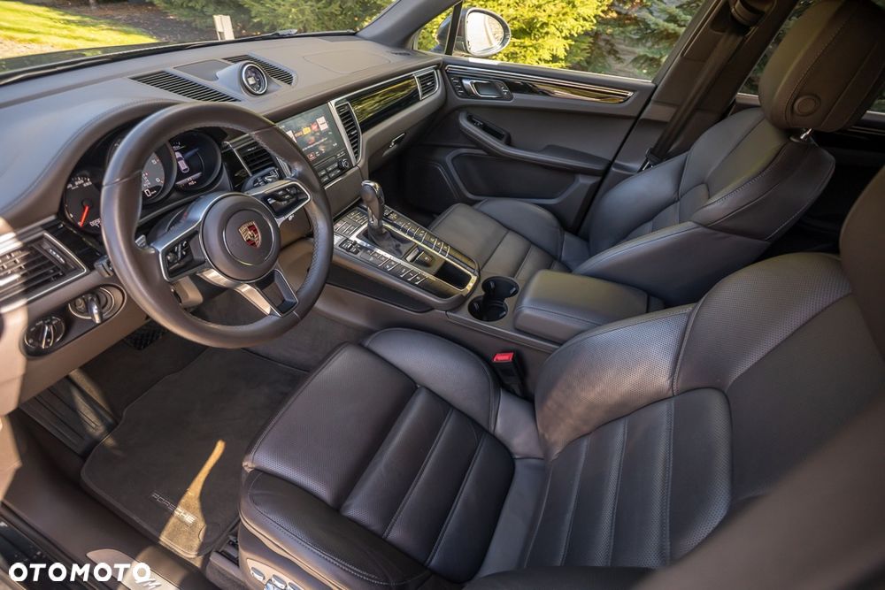 Porsche Macan - 17