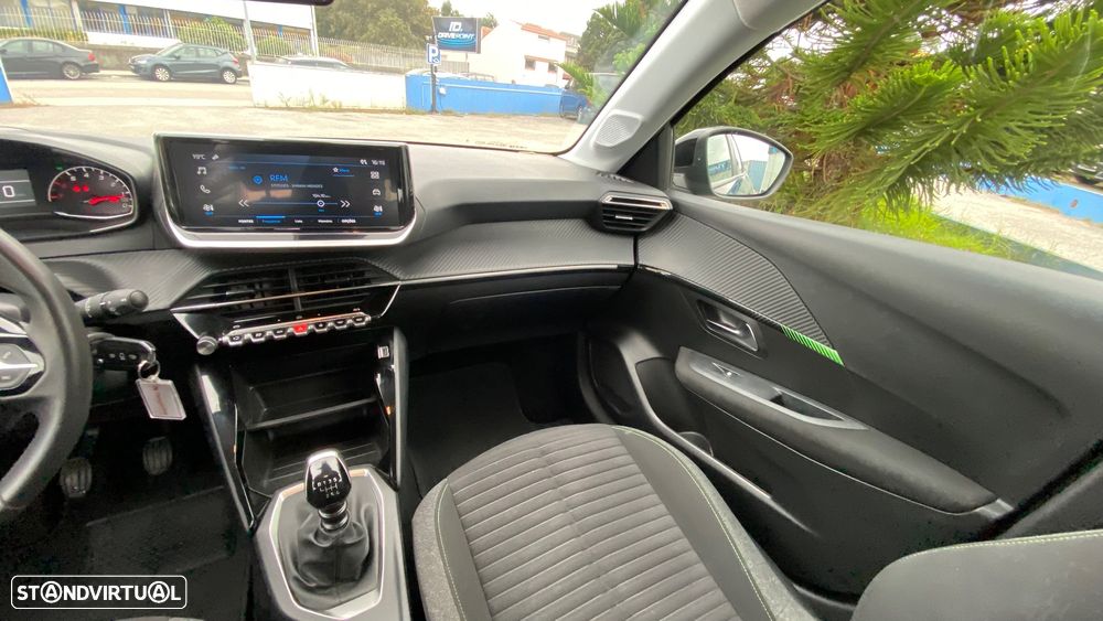 Peugeot 208 1.2 PureTech Active - 28