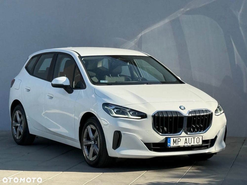 BMW Seria 2 218d - 3