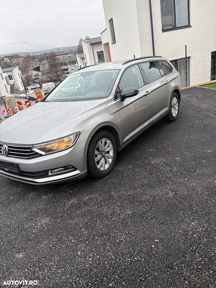 Volkswagen Passat 2.0 TDI DSG (BlueMotion Technology) Comfortline - 5